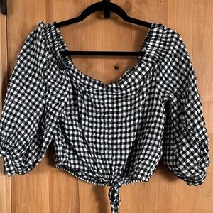 Forever 21 Black and White Gingham Blouse  size large